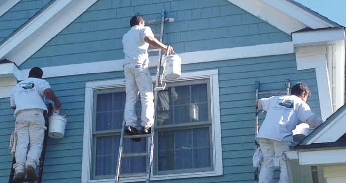 The Role of a House Painter in a Home Renovation Project - Playqup